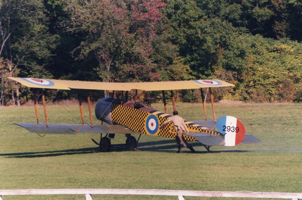 Scaled image Avro2.jpg 