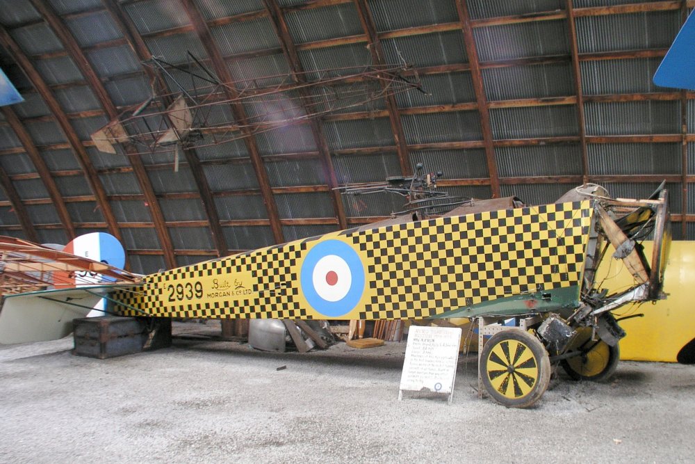 Scaled image Avro6.jpg 