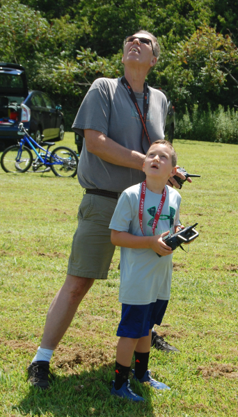 Scaled image DSC_0040c Family Day 2019 0810 RO_.jpg 