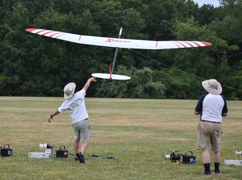 Scaled image a_launching_DSC_0097.JPG 